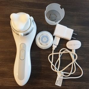 Clarisonic smart profile Facial Cleansing Brush